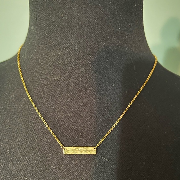 Jewelry - Gold necklace